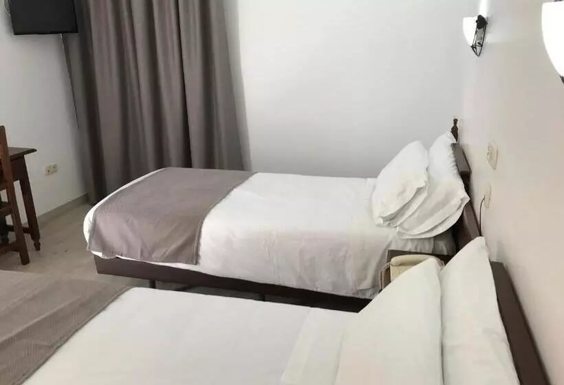 Fotos del hotel Restaurante Santa Cruz:  24