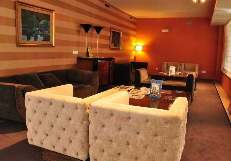 Fotos del hotel Santiago Apóstol:  10