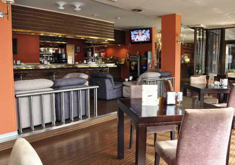 Fotos del hotel Santiago Apóstol:  12