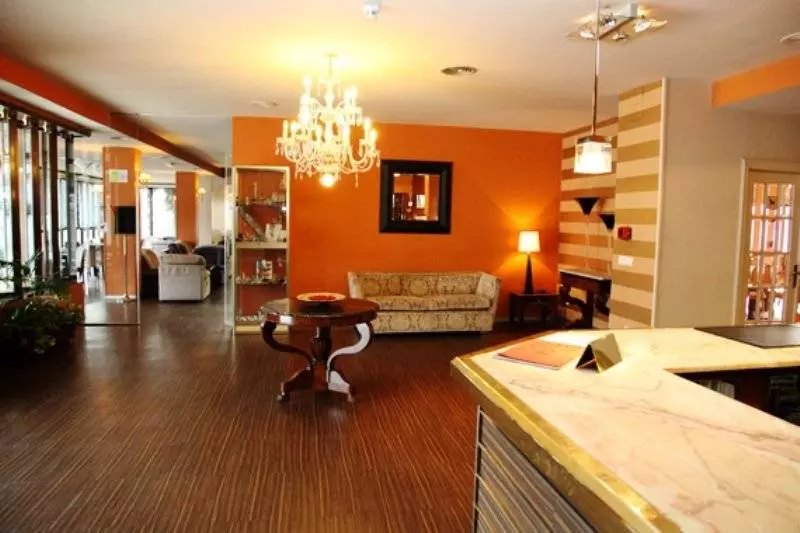 Fotos del hotel Santiago Apóstol:  3