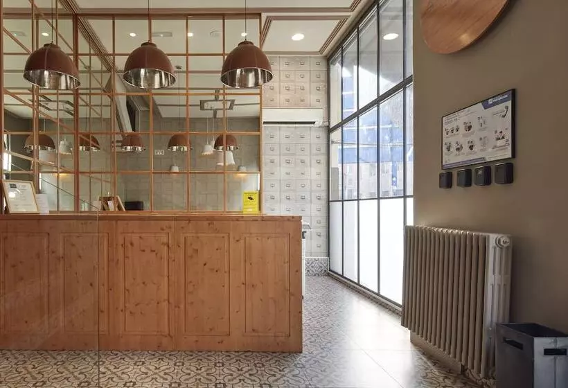 Fotos del hotel Avenida:  6