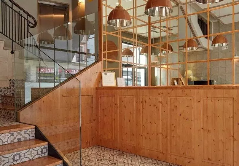 Fotos del hotel Avenida:  13