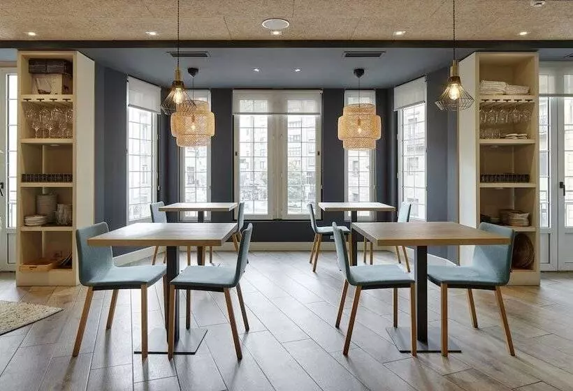 Fotos del hotel Avenida:  5