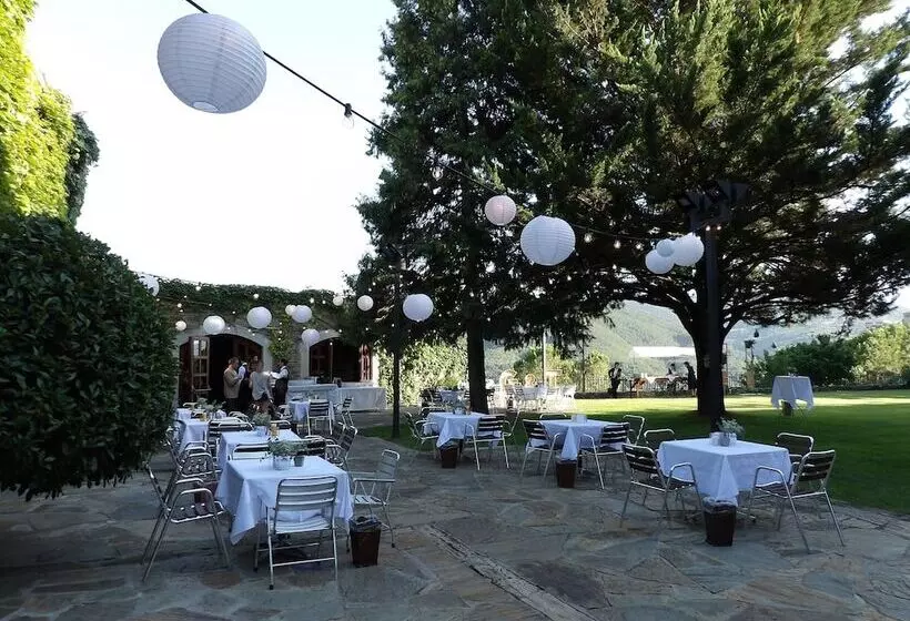 Fotos del hotel El Castell De Ciutat Relais & Chateaux:  8