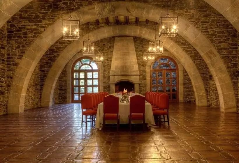 Fotos del hotel El Castell De Ciutat Relais & Chateaux:  3