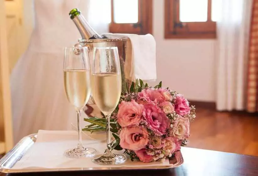 Fotos del hotel El Castell De Ciutat Relais & Chateaux:  6