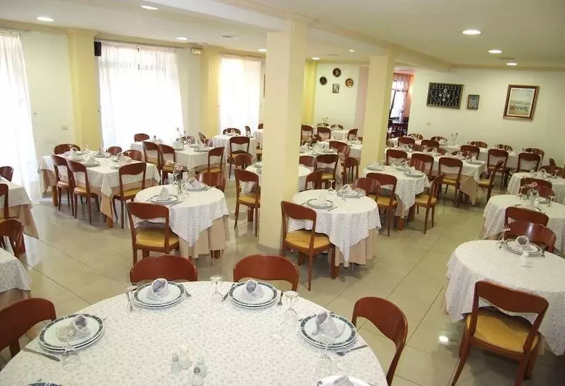 Fotos del hotel La Noyesa *** Superior:  6