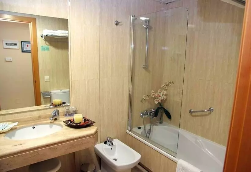 Fotos del hotel La Noyesa *** Superior:  10