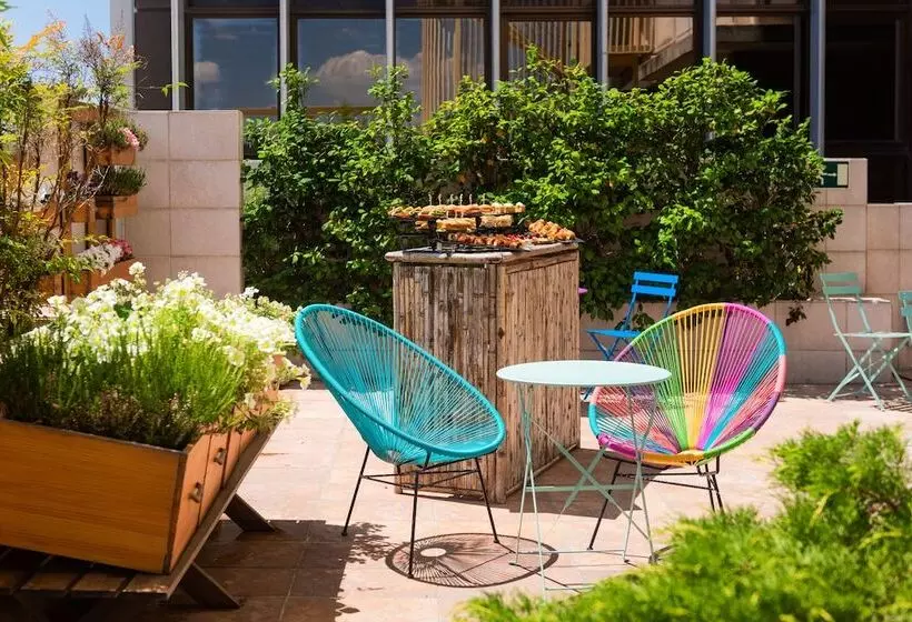 Fotos del hotel Madrid Chamartín Affiliated By Meliá:  30