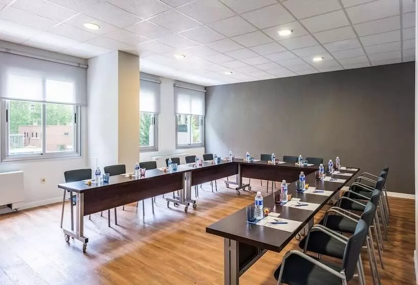 Fotos del hotel Madrid Chamartín Affiliated By Meliá:  27