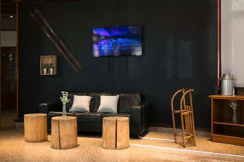 Fotos del hotel Rvhotels Condes Del Pallars:  2