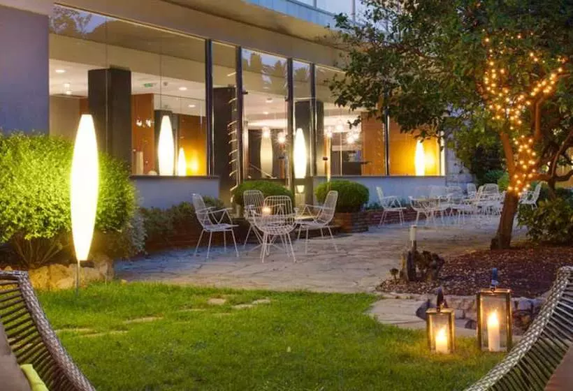 Fotos del hotel Astari:  21