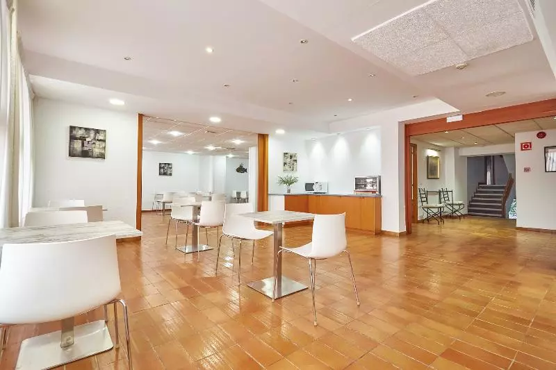 Fotos del hotel Checkin Vm Torredembarra:  21