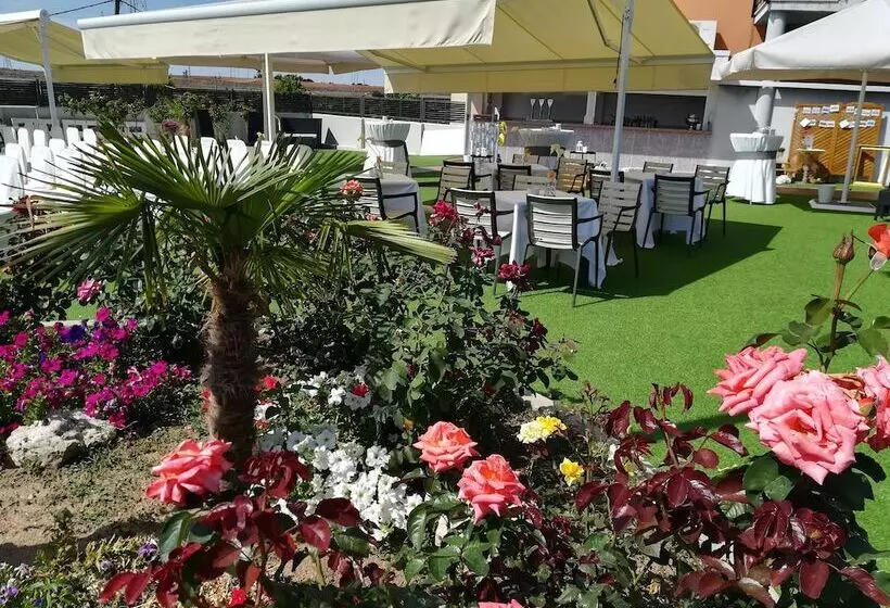 Fotos del hotel Helmántico:  15