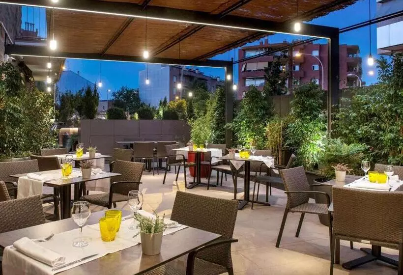 Fotos del hotel Ibis Styles Figueres Ronda:  4