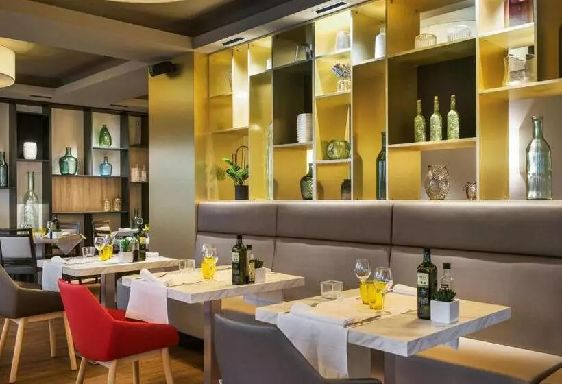 Fotos del hotel Ibis Styles Figueres Ronda:  14