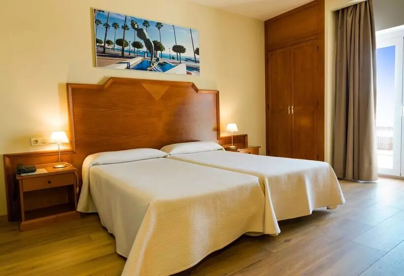 Fotos del hotel Monarque El Rodeo:  8