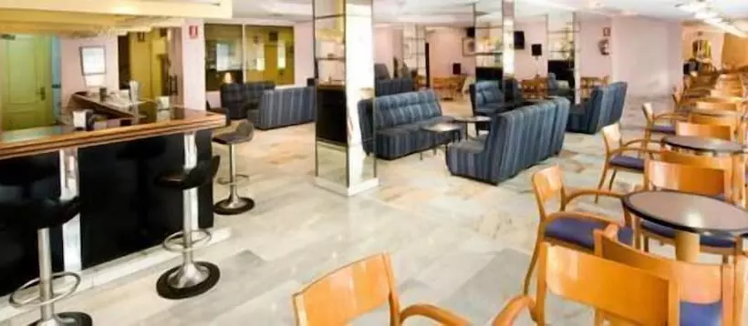 Fotos del hotel Monarque El Rodeo:  4