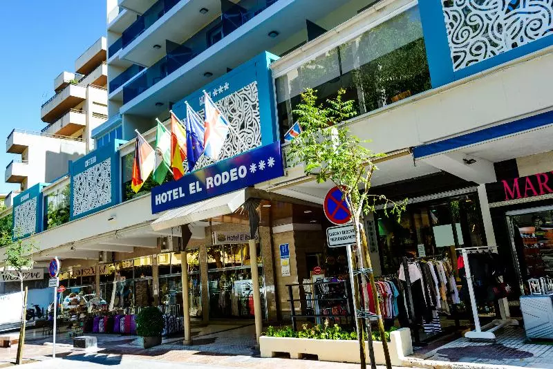 Fotos del hotel Monarque El Rodeo:  16