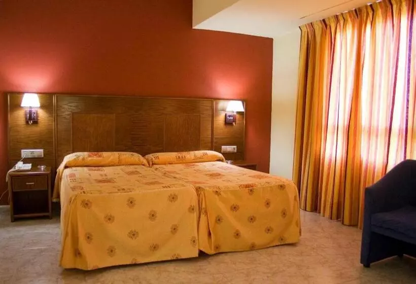 Fotos del hotel Perales:  14