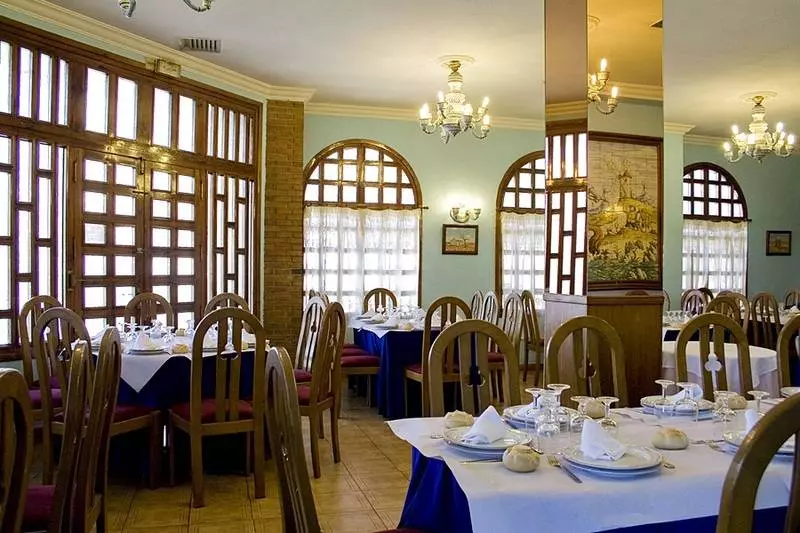 Fotos del hotel Perales:  8