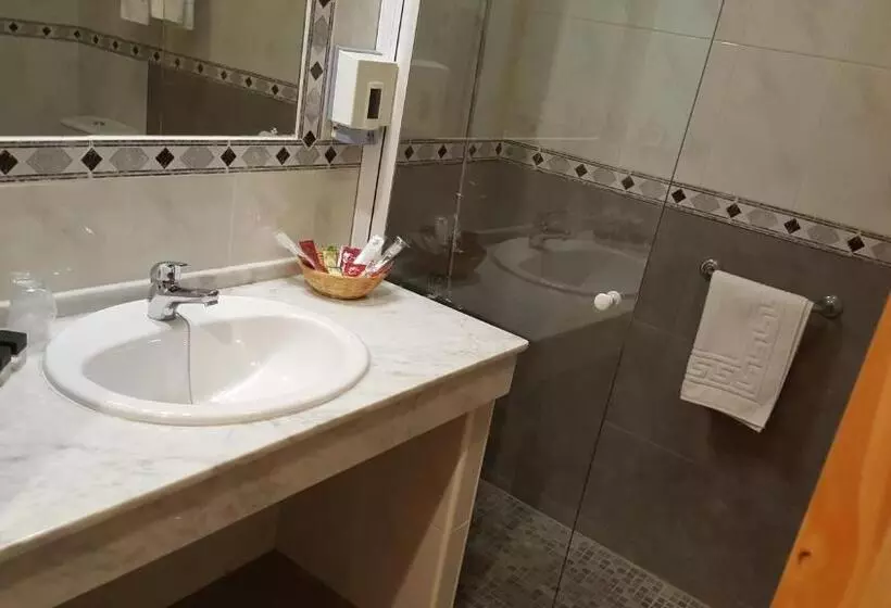 Fotos del hotel Torre De Los Guzmanes:  20