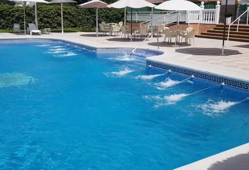 Fotos del hotel Torre De Los Guzmanes:  3