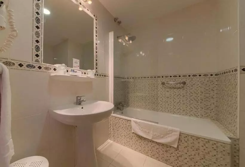 Fotos del hotel Torre De Los Guzmanes:  9