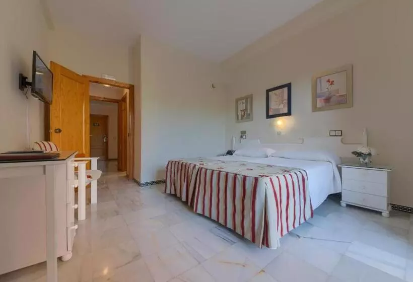 Fotos del hotel Torre De Los Guzmanes:  2