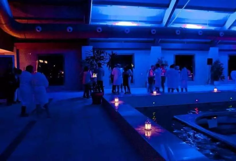 Fotos del hotel Balneario Palacio De Las Salinas:  5