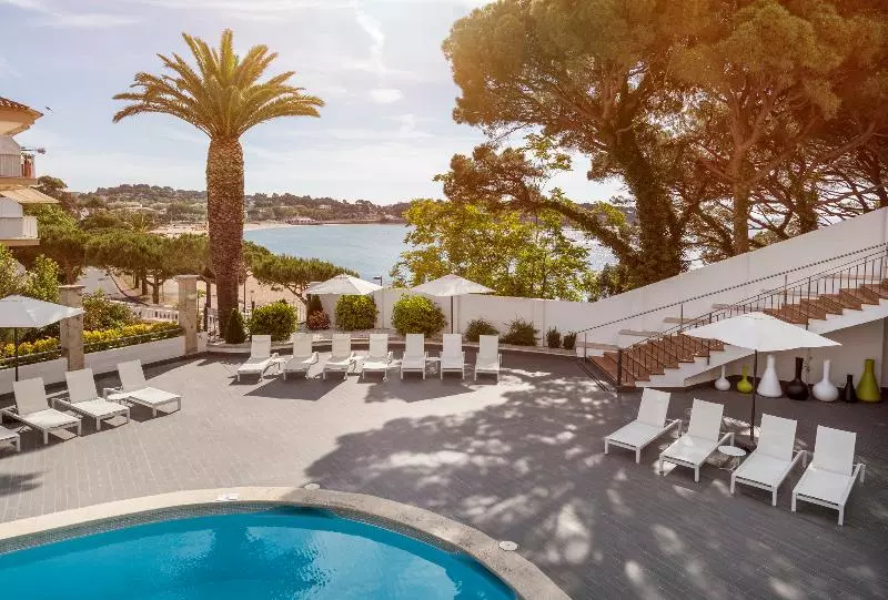 Fotos del hotel Ilunion Caleta Park:  46