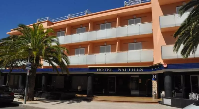 Fotos del hotel Nautilus:  2