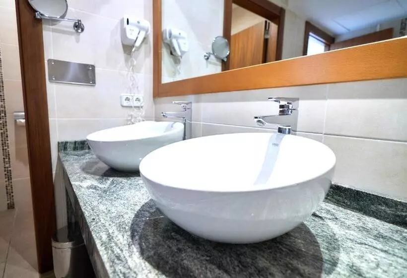 Fotos del hotel Los Geranios:  9