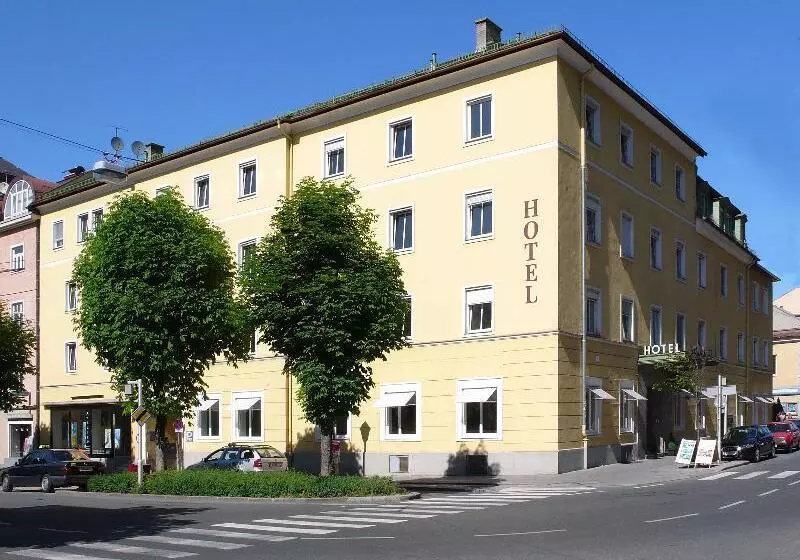Fotos del hotel Altstadt Hotel Hofwirt Salzburg:  1