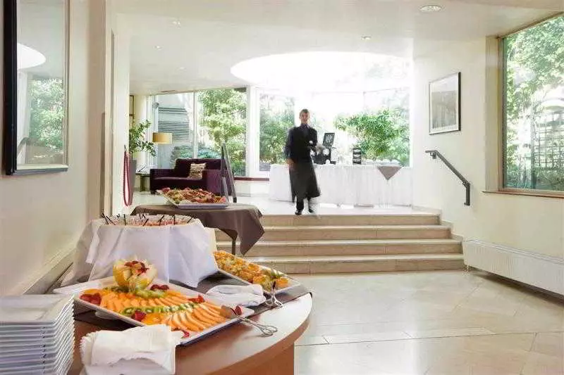 Fotos del hotel Mercure Wien Westbahnhof:  2