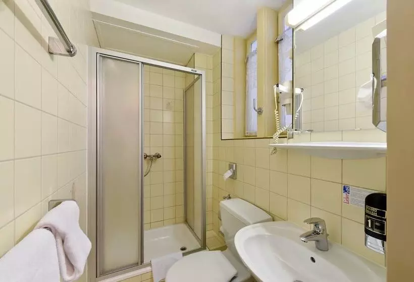 Fotos del hotel Hotel Pension Baronesse:  7