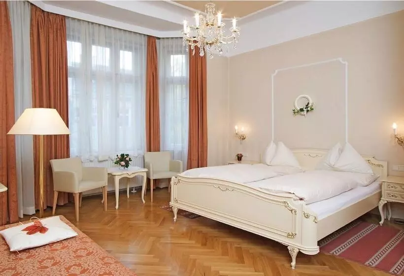 Fotos del hotel Hotel Pension Baronesse:  8