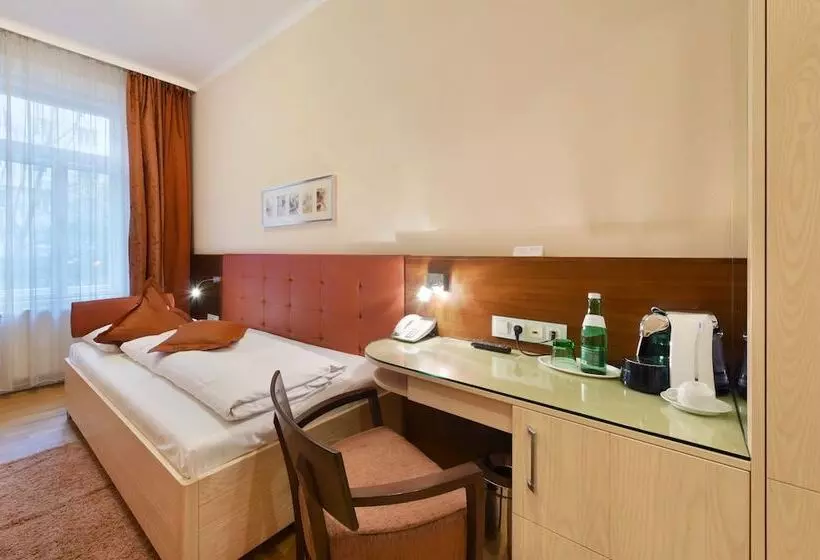 Fotos del hotel Hotel Pension Baronesse:  22