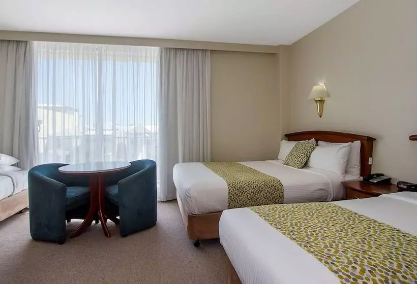 Fotos del hotel Noah S On The Beach:  12