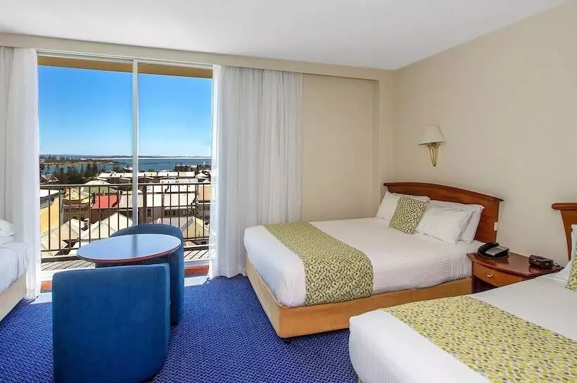 Fotos del hotel Noah S On The Beach:  24