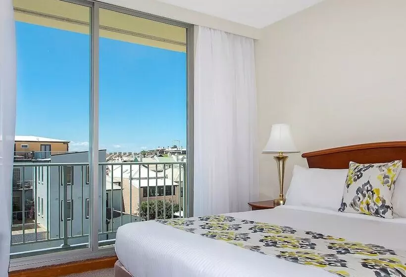 Fotos del hotel Noah S On The Beach:  17