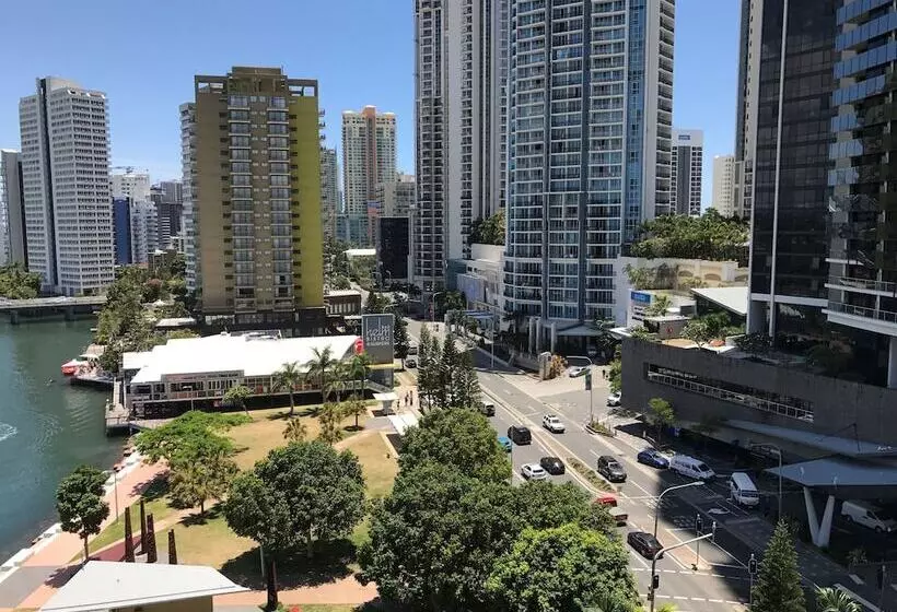 Fotos del hotel Moorings On Cavill Surfers Paradise:  6