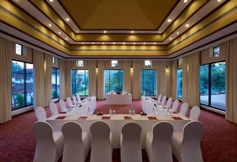 Fotos del hotel Cinnamon Citadel Kandy:  9