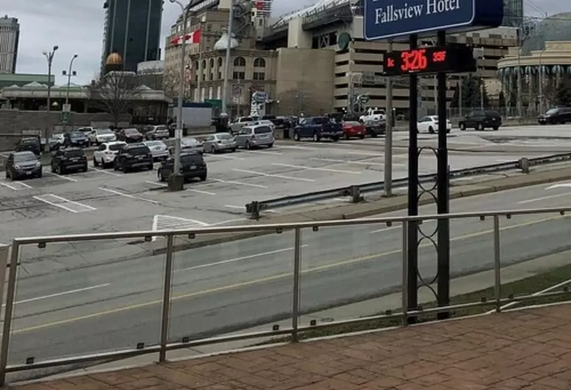 Fotos del hotel Travelodge By Wyndham Niagara Falls Fallsview:  7