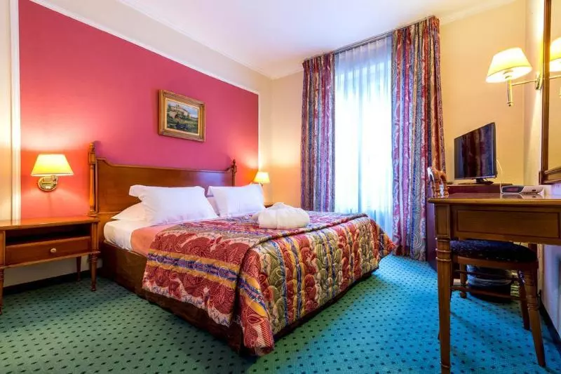 Fotos del hotel Diplomate:  13