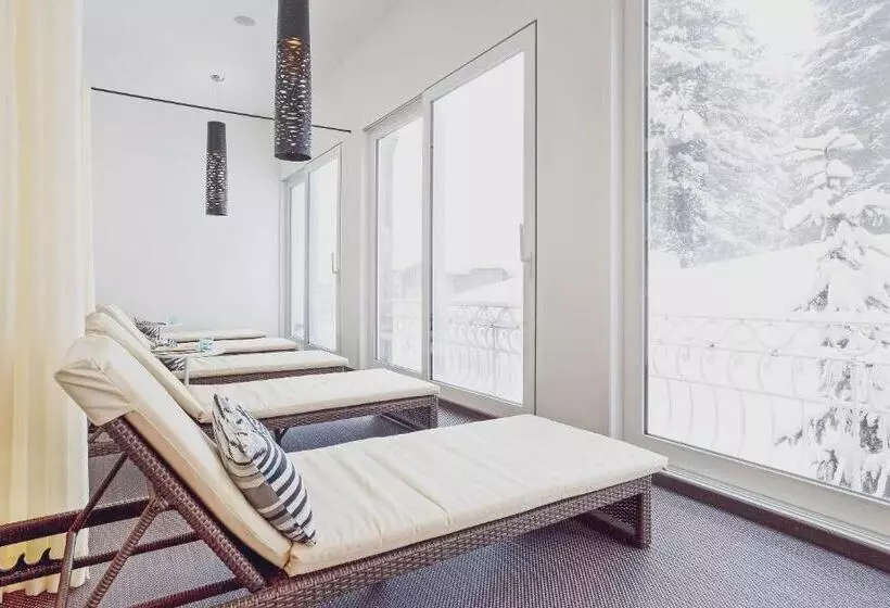 Fotos del hotel National:  16