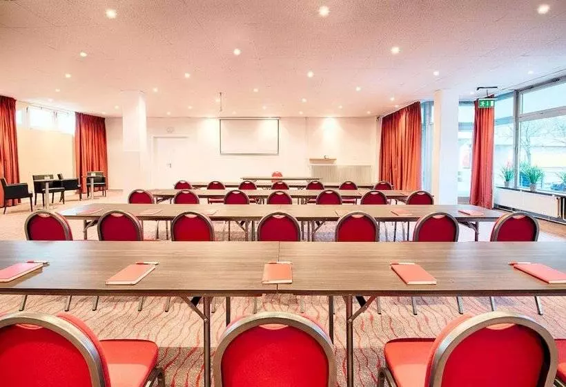 Fotos del hotel Leonardo  Hamburg Elbbrücken:  11