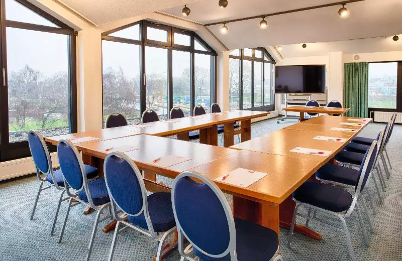 Fotos del hotel Leonardo  Hamburg Elbbrücken:  25