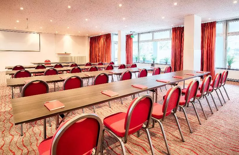 Fotos del hotel Leonardo  Hamburg Elbbrücken:  16