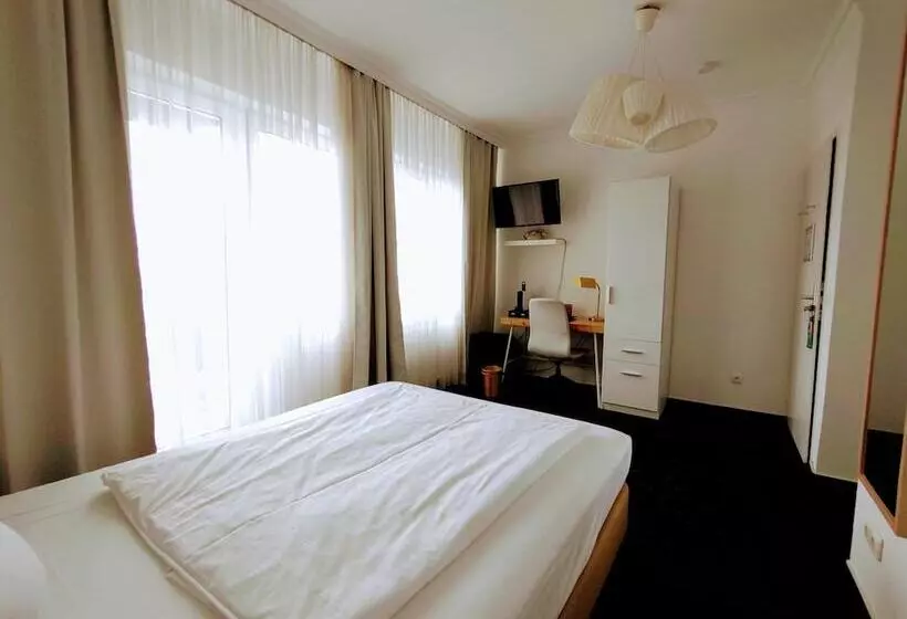 Fotos del hotel Les Nations:  12